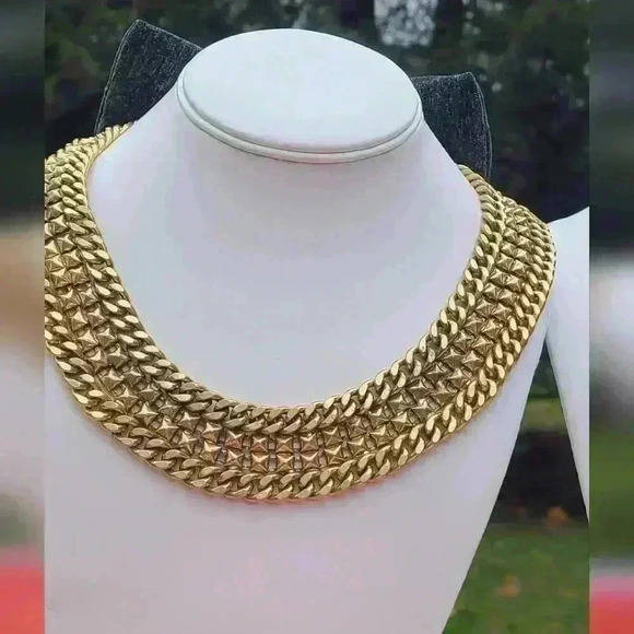 Stella and Dot necklace collar with bow - Picture 11 of 17